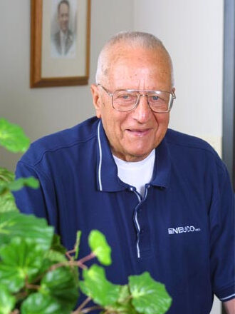 Howard Neustadt